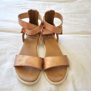 B52 By Bullboxer Ella Sandal, Big Girl's Size 5 M